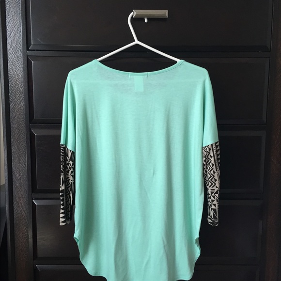 πHP 10/17π ADDISON tribal top-Aqua - Picture 6 of 6